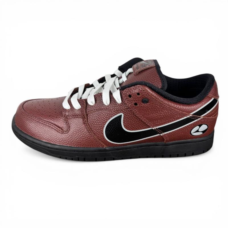 Nike SB Dunk Low Limosine Skateboards